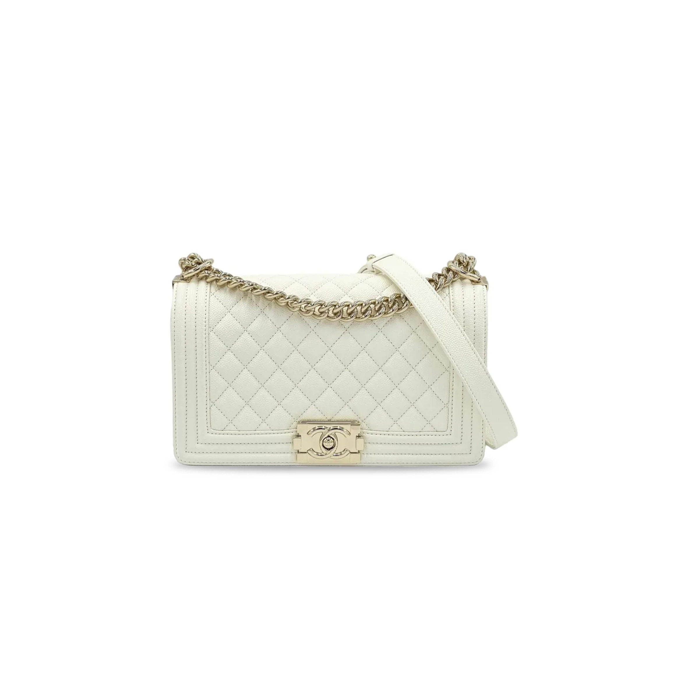 CHANEL CAVIAR MEDIUM QUILTED BOY FLAP WHITE A67086 B07520 10601 (25*15*8cm)